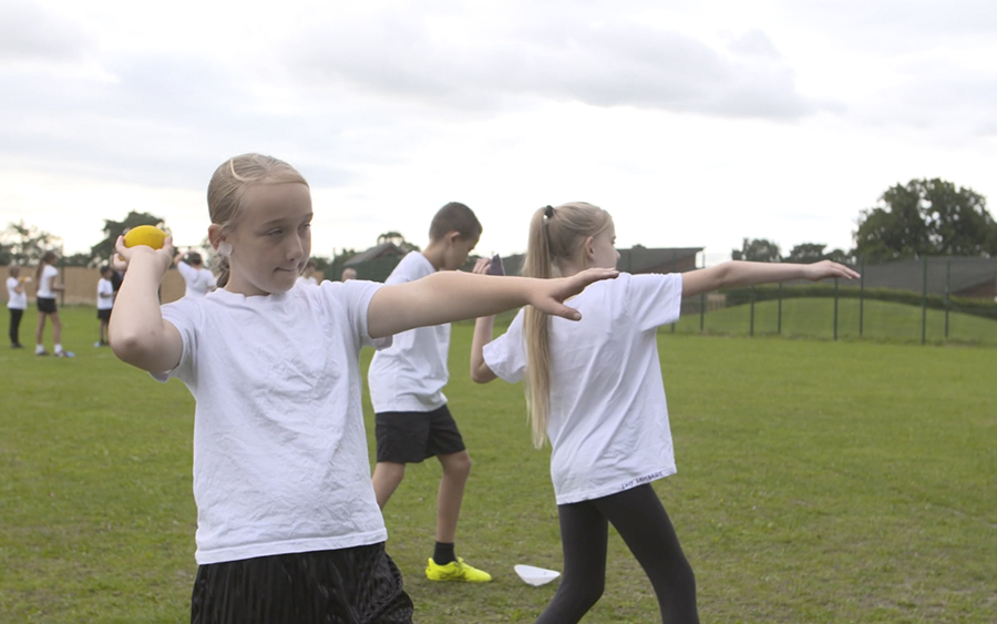 Film: Awesome aiming